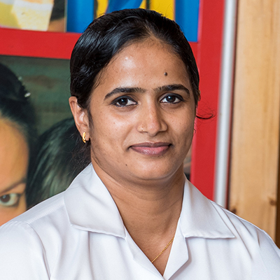 shini nurse in muscat oman